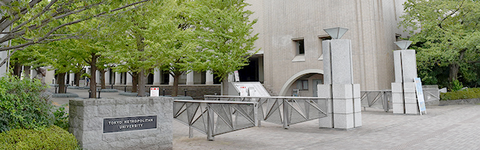 首都大学東京南大沢キャンパス様の自動ドアをリニューアルしました！