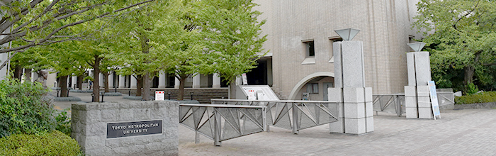 首都大学東京南大沢キャンパス様の自動ドアをリニューアルしました!